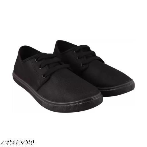 Relaxed Attractive Men Casual Shoes