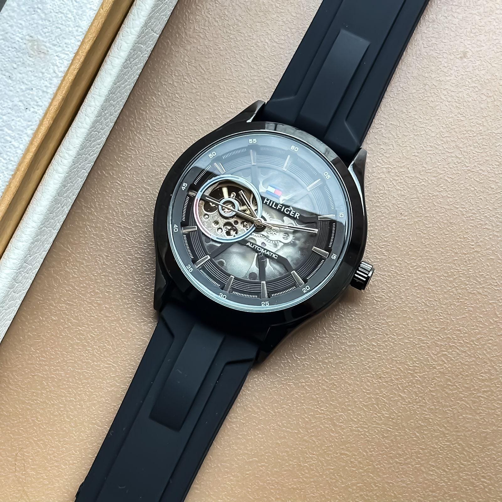 Tommy Hilfiger Modern Automatic